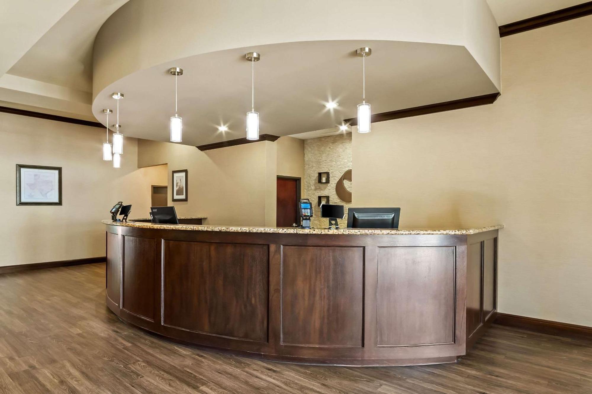 Comfort Suites Φρίσκο Εξωτερικό φωτογραφία